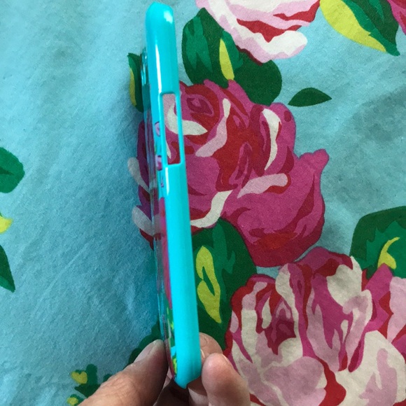 Besty Johnson Phone Cases 🙅‍♀️🙆‍♀️🙅‍♀️🙆‍♀️ - Picture 6 of 8